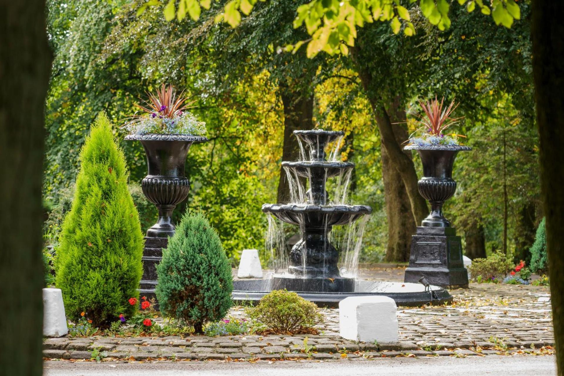Macdonald Kilhey Court Hotel Уиган Экстерьер фото